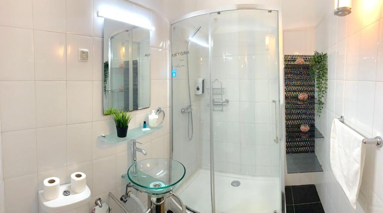 3 Bedroom, 2 Bathroom - Palma Residence リスボン エクステリア 写真