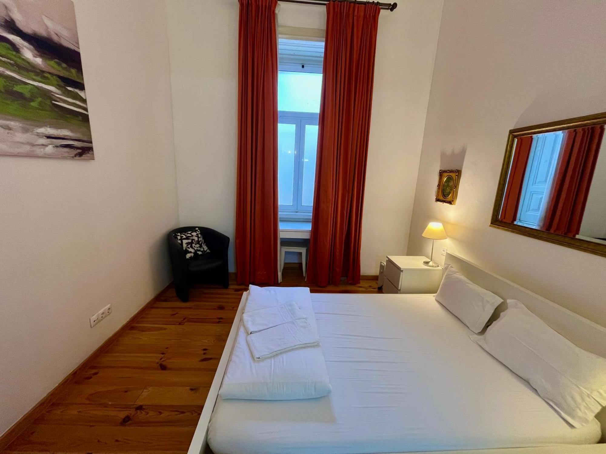 3 Bedroom, 2 Bathroom - Palma Residence リスボン エクステリア 写真