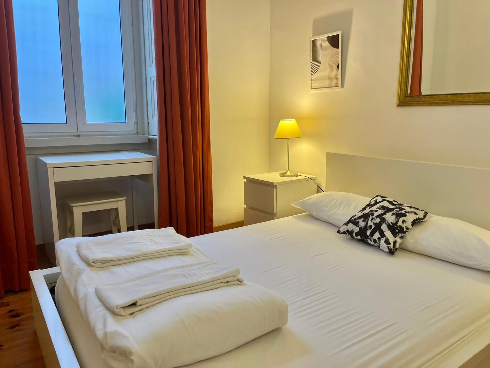 3 Bedroom, 2 Bathroom - Palma Residence リスボン エクステリア 写真